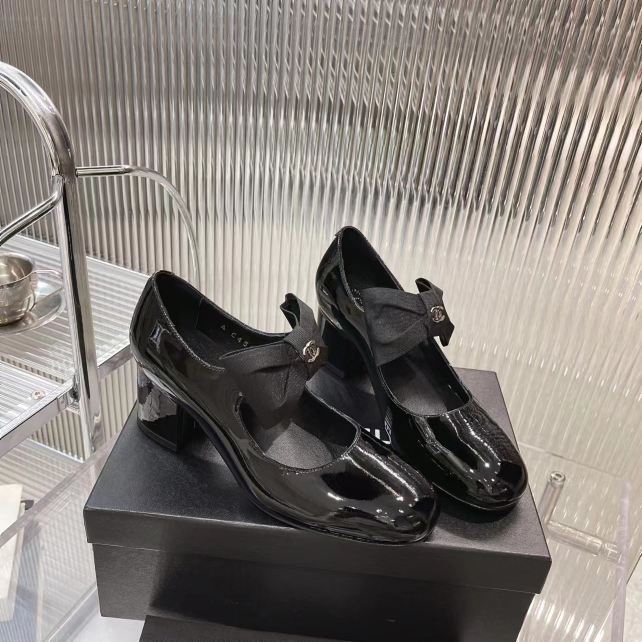 Women's high heels